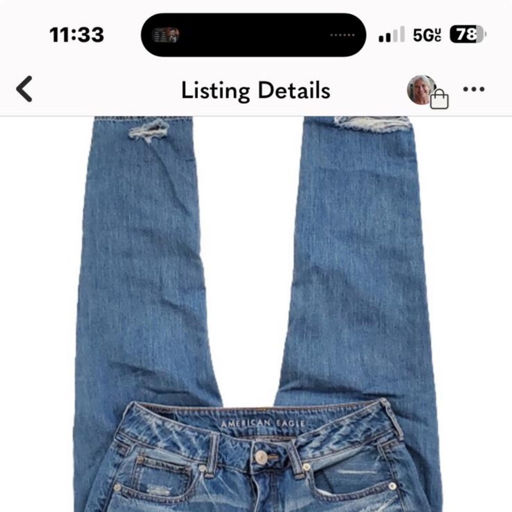 American Eagle Outfitters Women's Blue Distressed Jeans